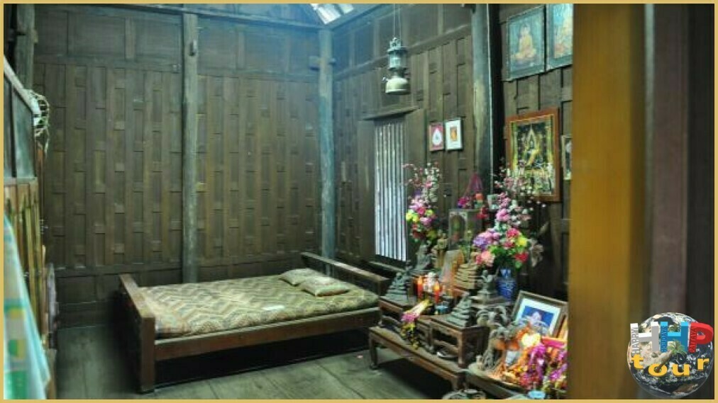 Экскурсия Река Квай + Сафари. Кокосовый домик тайца, спальня.