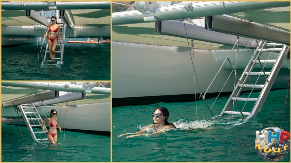 Удобный спуск к морю на катамаране Orange Sail.