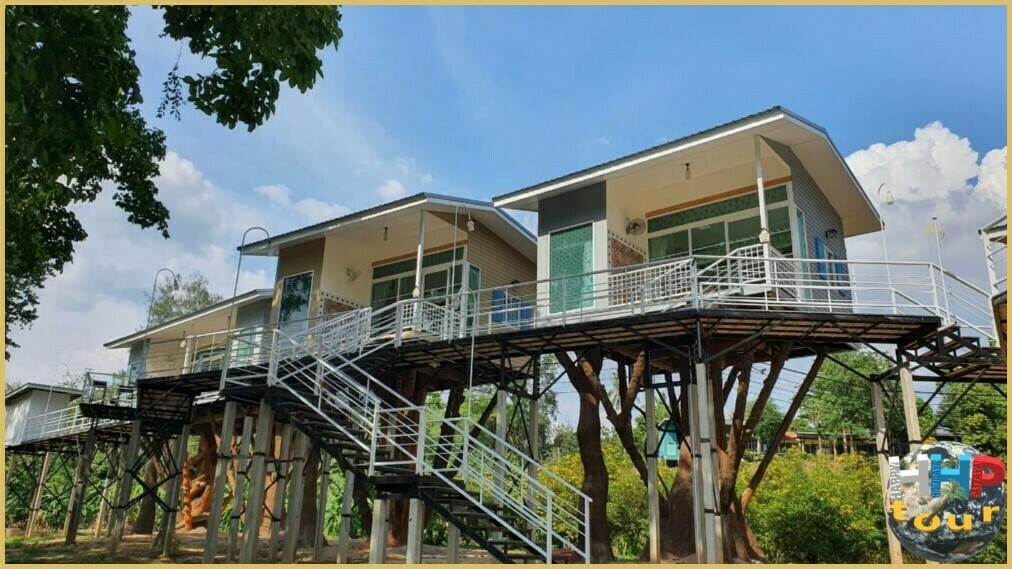 Номера на деревьях в отеле Yoko Resort на экскурсия "Река Квай + Сафари". 